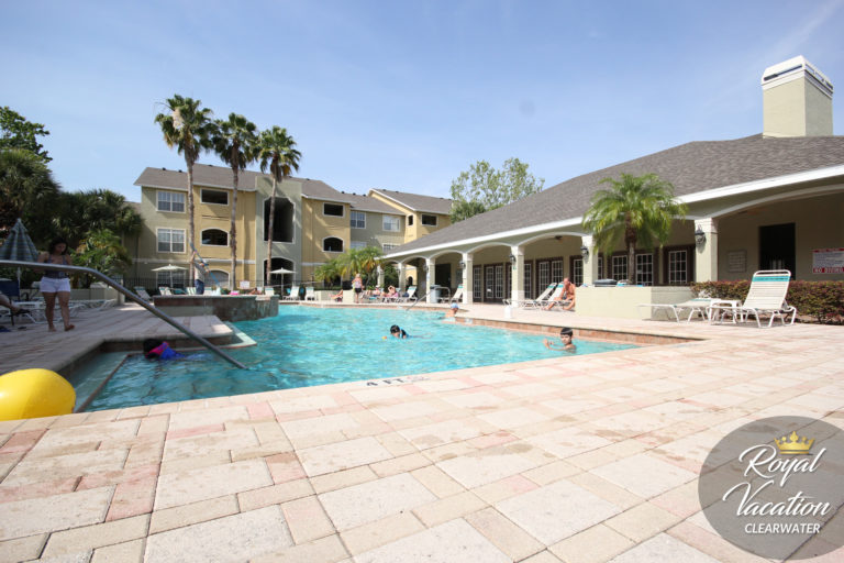 avalon community pool