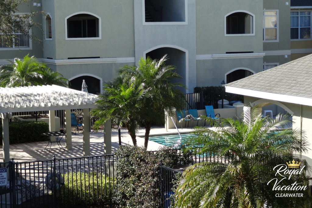 avalon community pool