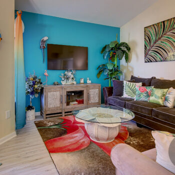 Beautiful Living Space - The Royal Tropical - Clearwater Beach Florida