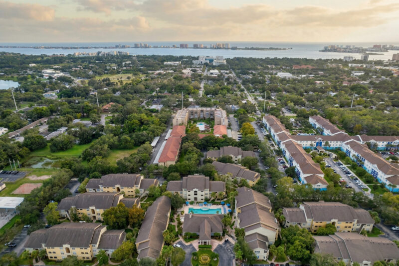 Aerial view of Avalon Clearwater and surrounding area